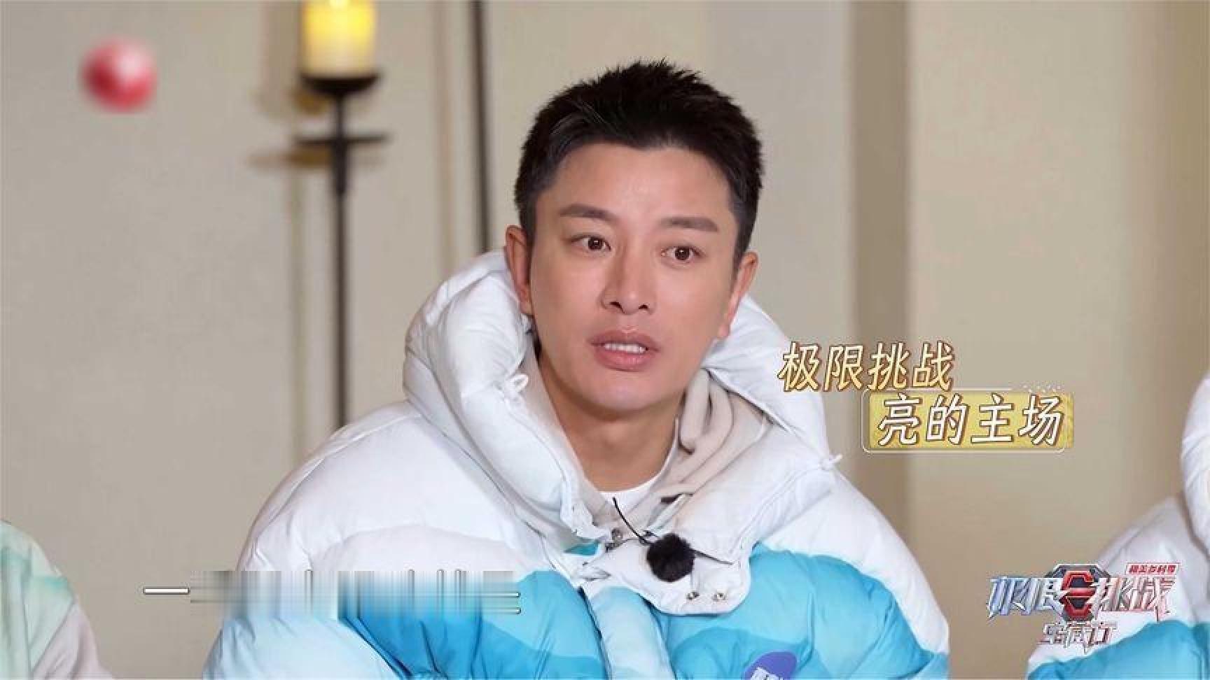 严浩翔你的五官单拎出来也太美了吧！迪丽热巴跟你一比都逊色不少