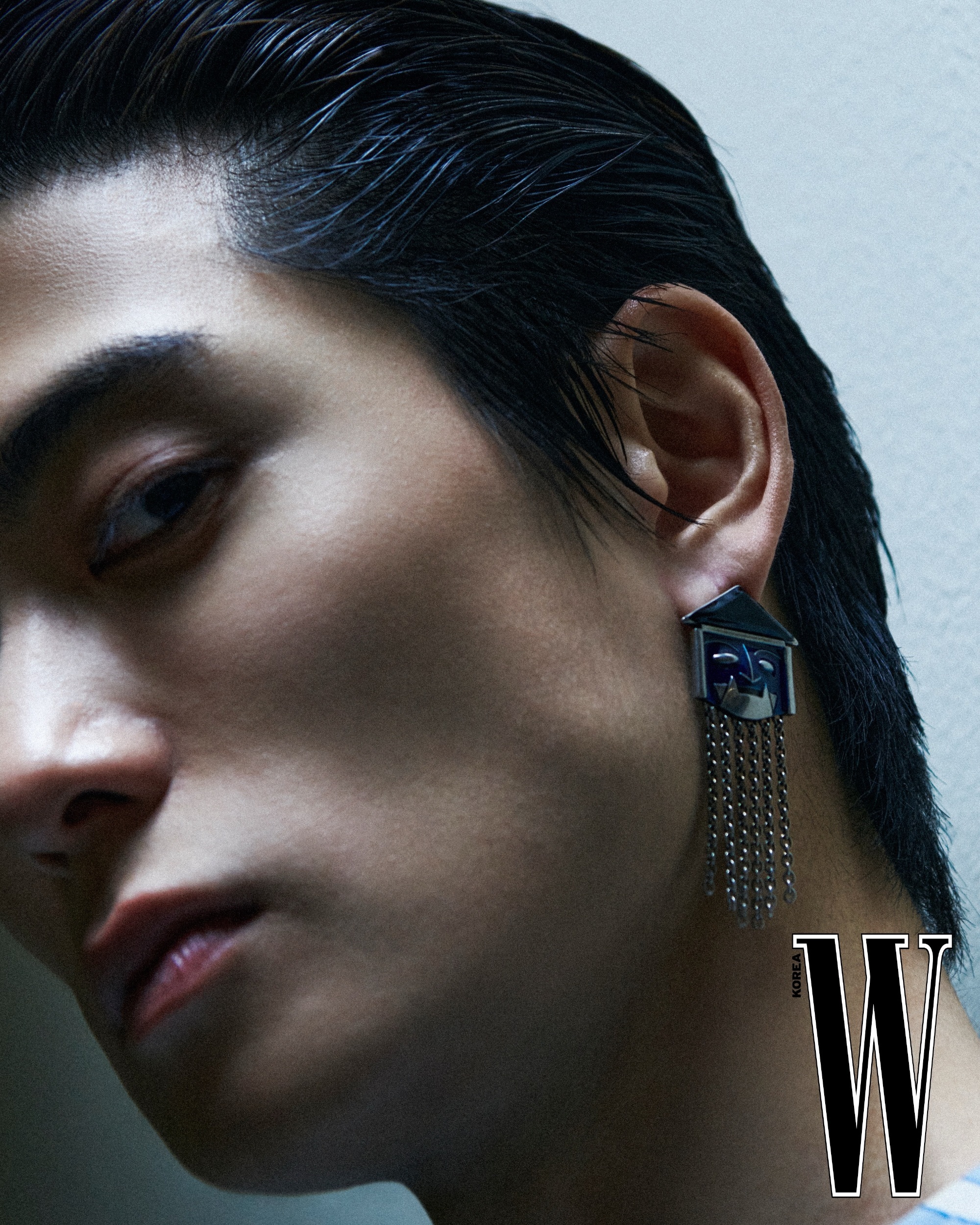 郑在玹 x PRADA x W Korea八月刊封面大片摄影：Go Won Ta