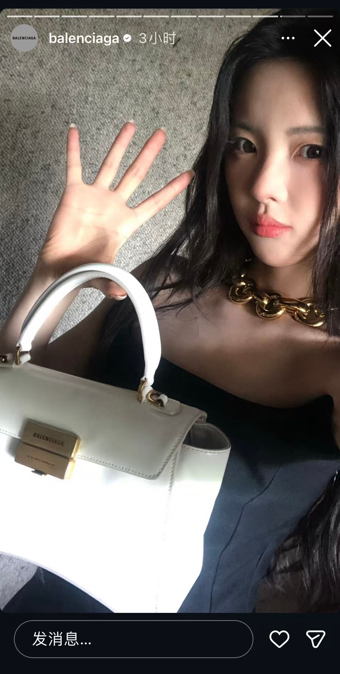 杨超越[超话]  ins也发啦 第八支全球广杨超越巴黎世家品牌挚友 ​​​