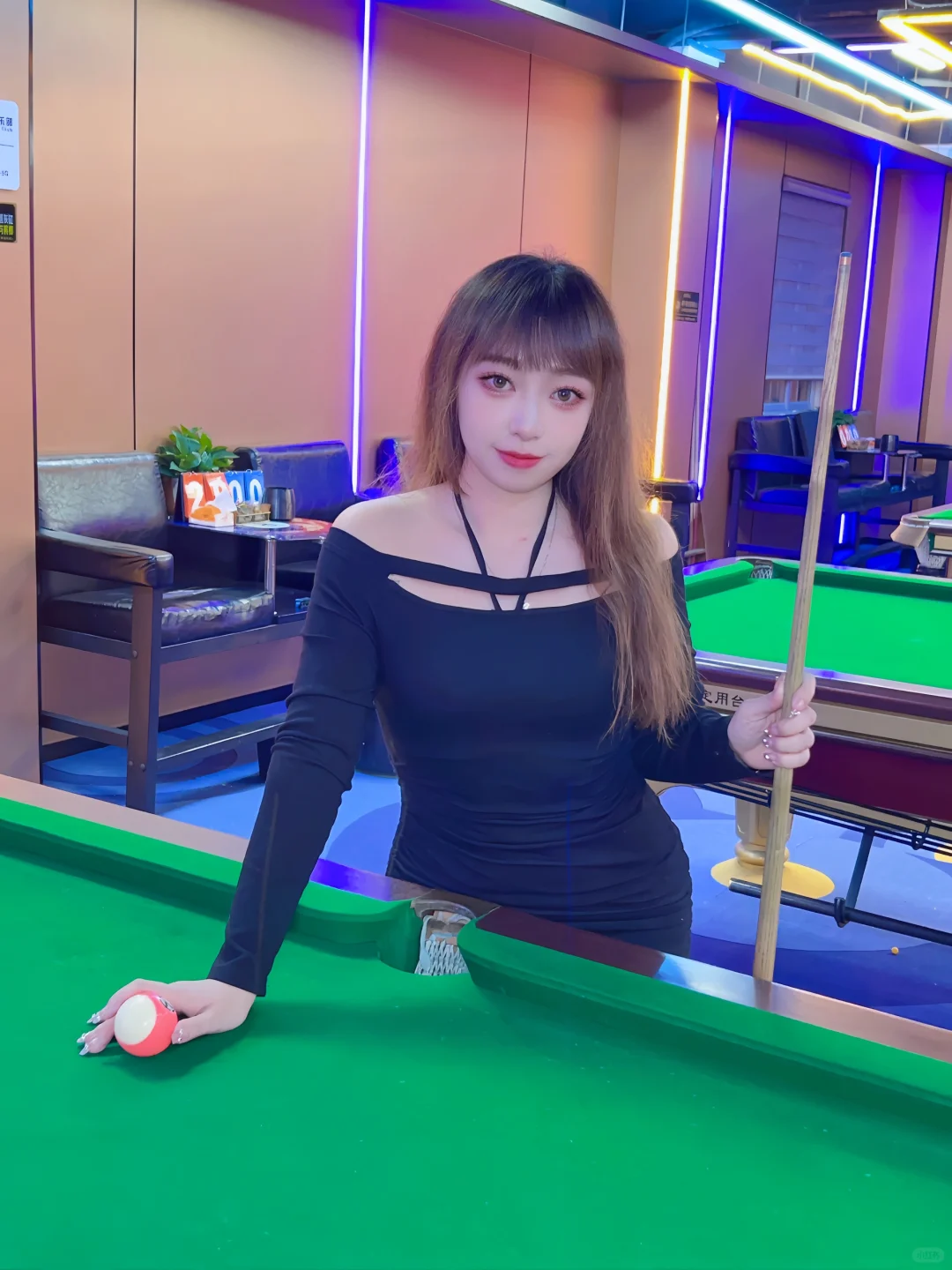 那么好玩的台球？确定不来切磋一下吗？