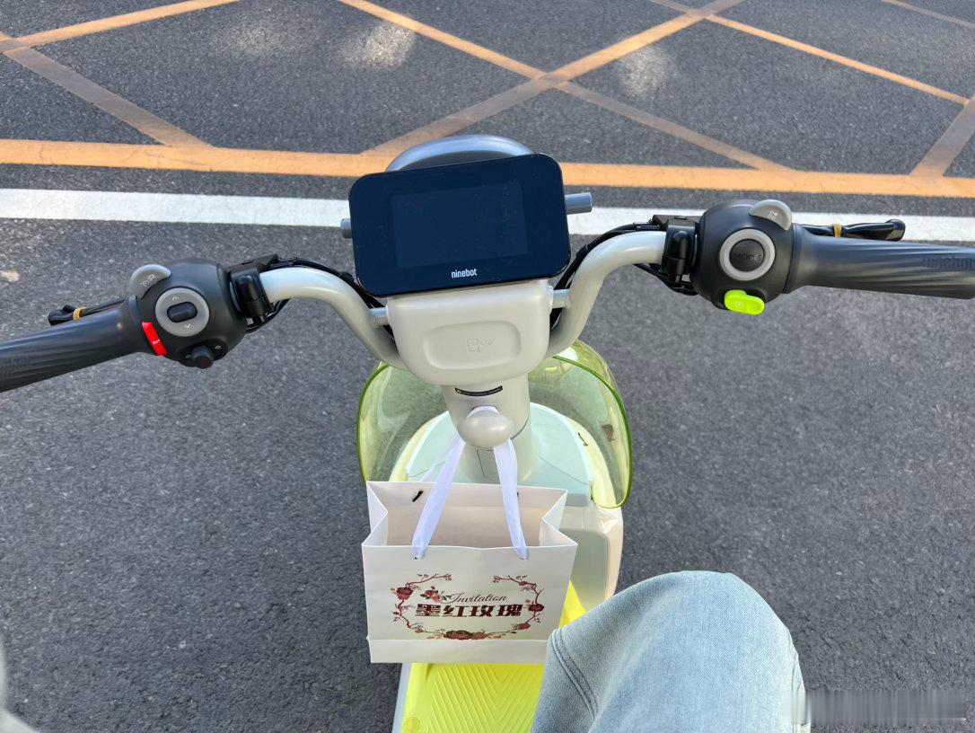 再纠结告诉不告诉父母豆包说如果有人照顾就不用其实我比较感性的人我妈妈睡眠心脏🫀