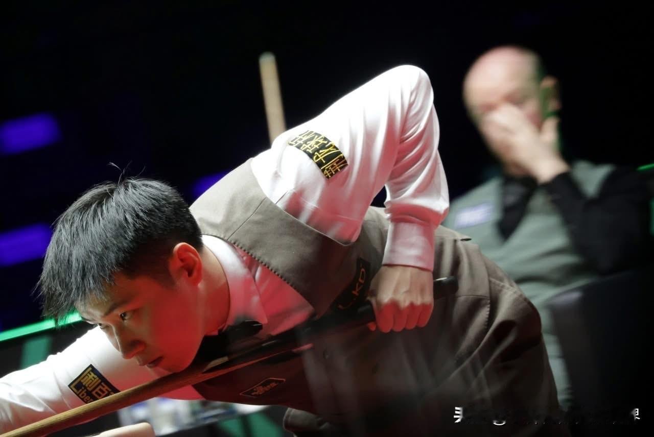 世界大奖赛：卡特韦克林8强止步中国球手历史包揽4强！
英格兰球手卡特及韦克林周五