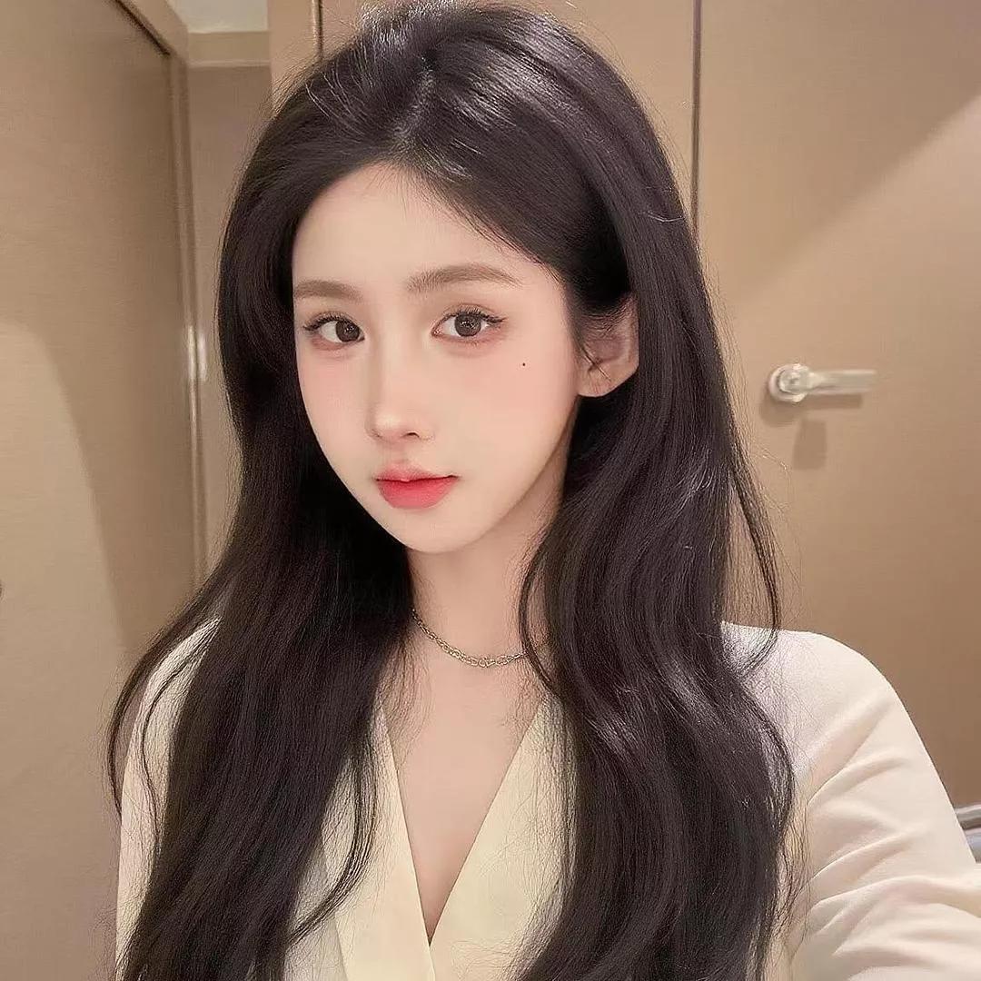 温柔甜美的少女，散发着自然的魅力！温柔美少女 自然清新美少女 自然甜系少女 温柔