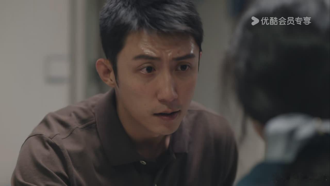 黄景瑜雪迷宫 我理解的演员绝对不是大哭大闹就是演技，演员是要塑造角色，让观众理解