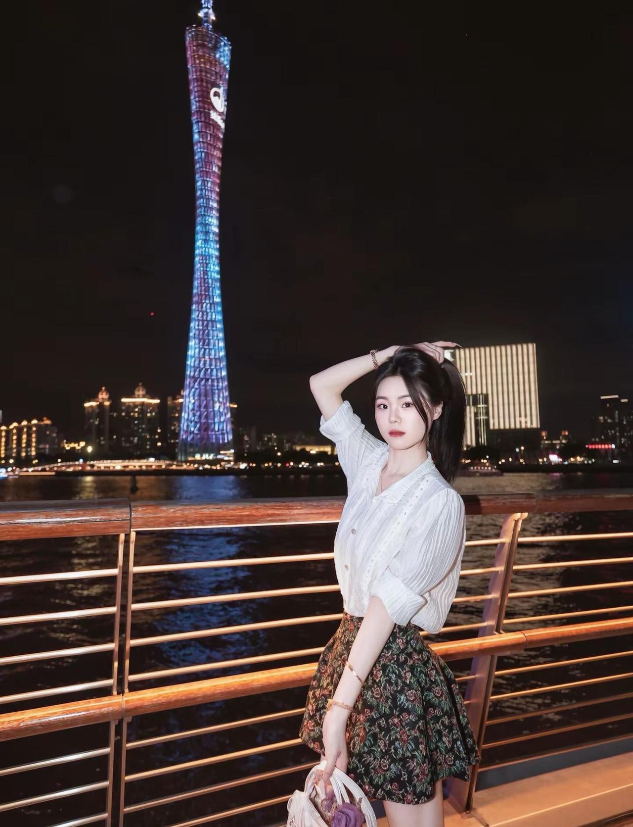 总要来看看广州的夜景 吹吹珠江的海风