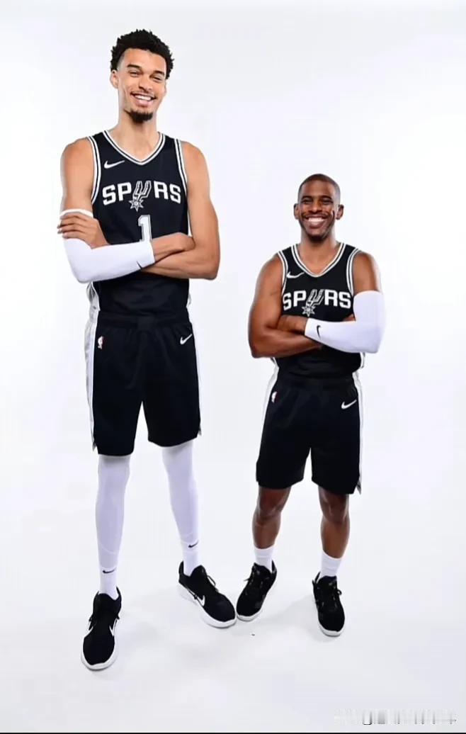 NBA媒体日各队公布定妆照，哪一队让你更期待，经过一个休赛期的交易，很多球队都有