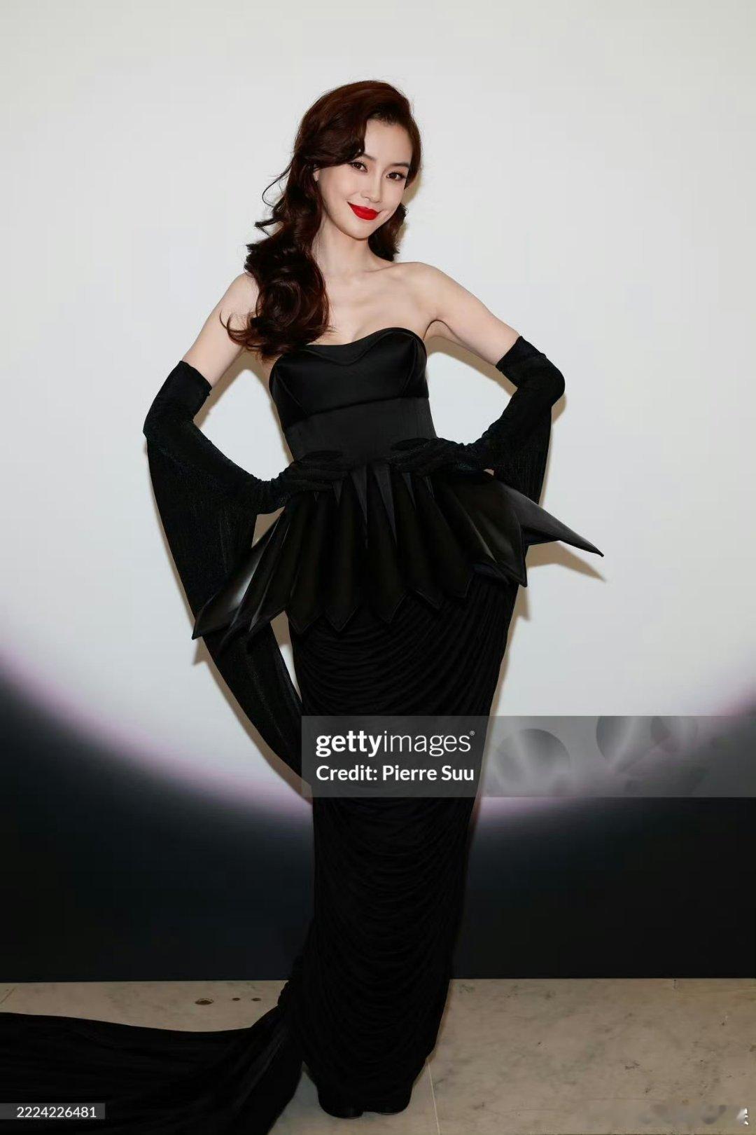 baby真的美神降世了 这黑天鹅实在太美了 ​​​