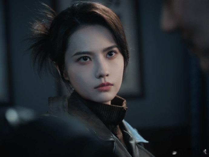 南部档案血热则出版预告2026爱奇艺世界大会被姜珮瑶狠狠惊艳！预告里三套造型风格