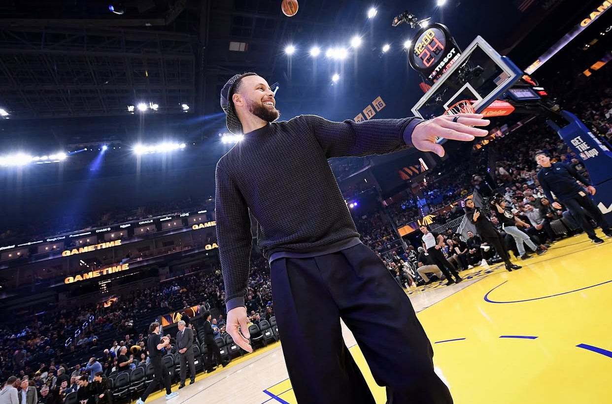 昨日勇士VS马刺，勇士比赛图集（怎么追梦也爱嘟嘴）摄影：noah graham（