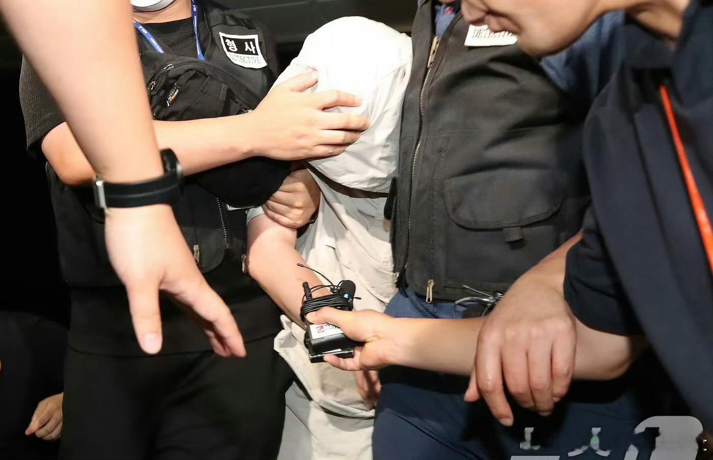 在韩失联女生熟人作案太可惜了！！最离谱的是这名男子曾于21号报警称女生失踪人家刚