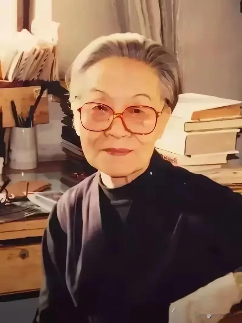 藏事容人，低调生活

杨绛先生曾说："事不避难，志不求易；人有不为，物有不可。"