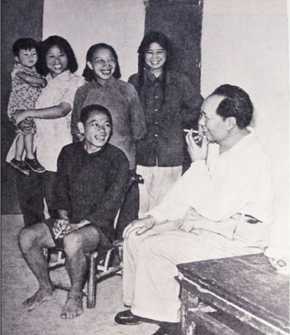 太阳最红，毛主席最亲 