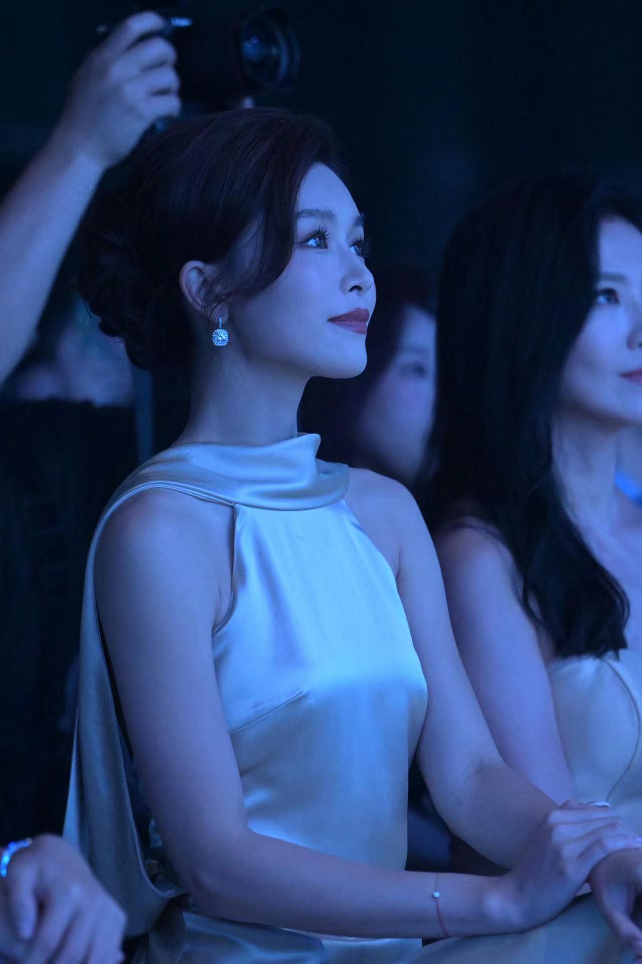 #海蓝之谜新品活动##文咏珊睡美人# 林熙蕾、文咏珊、文淇，三大女神齐聚上海，为