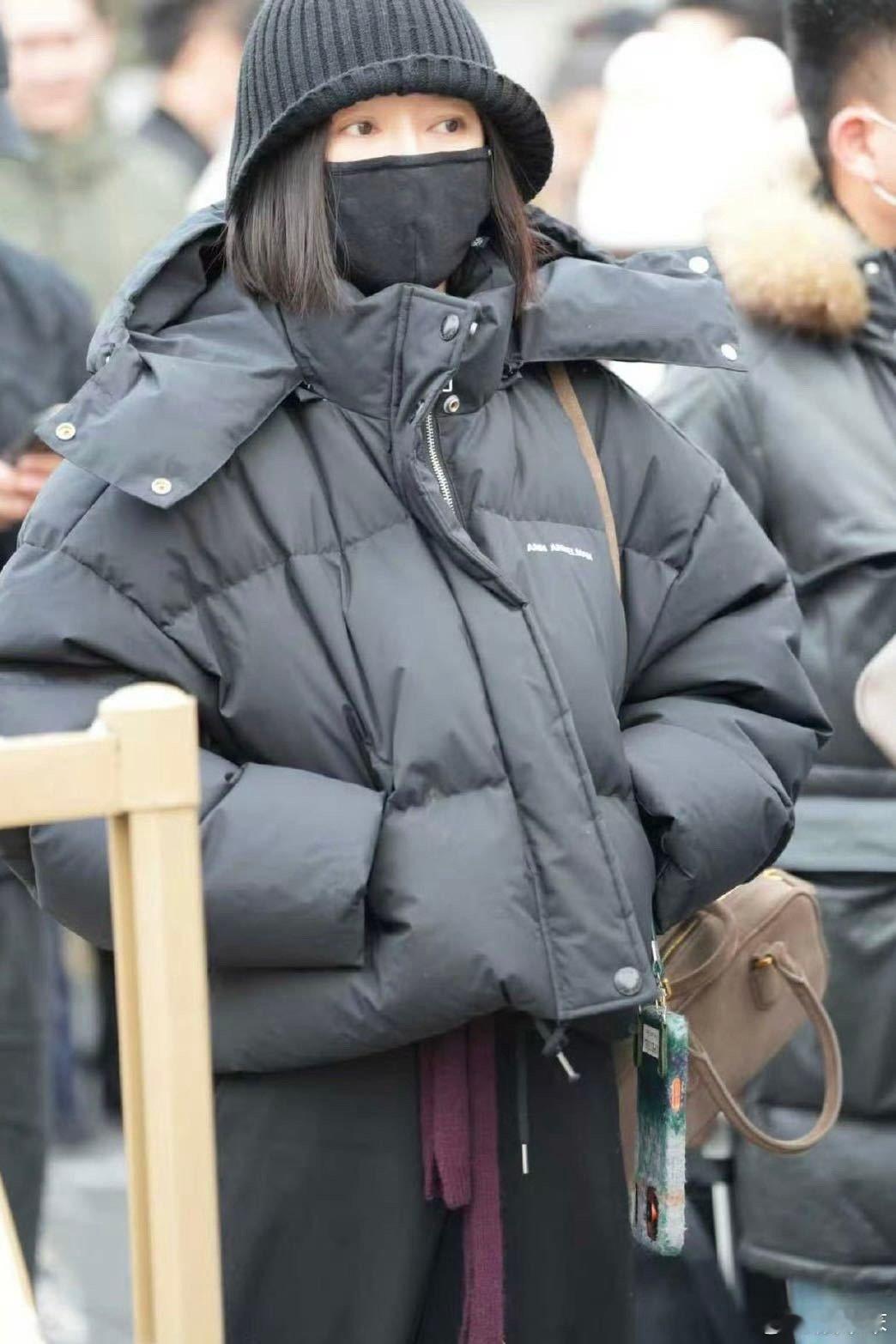 马年春晚北斗七行凑齐四个了 北斗七行散是满天星，聚是一团火！秦海璐等四人亮相马年