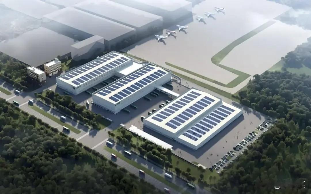 12月29日，随着最后一块屋面板的精准就位，中国邮政速递物流西北（西安）航空电商