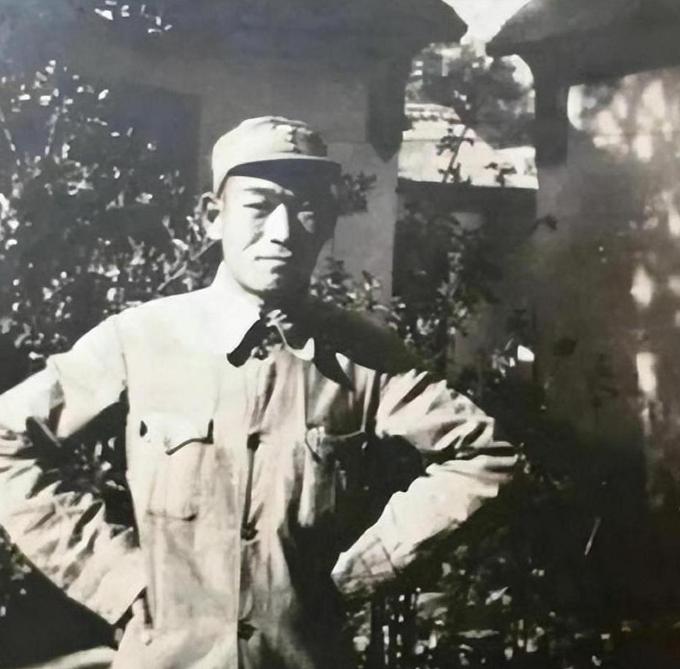 1941 年，八路军山东纵队临淄独立营营长王砚田因无法忍受艰苦的抗日生活且受伪军