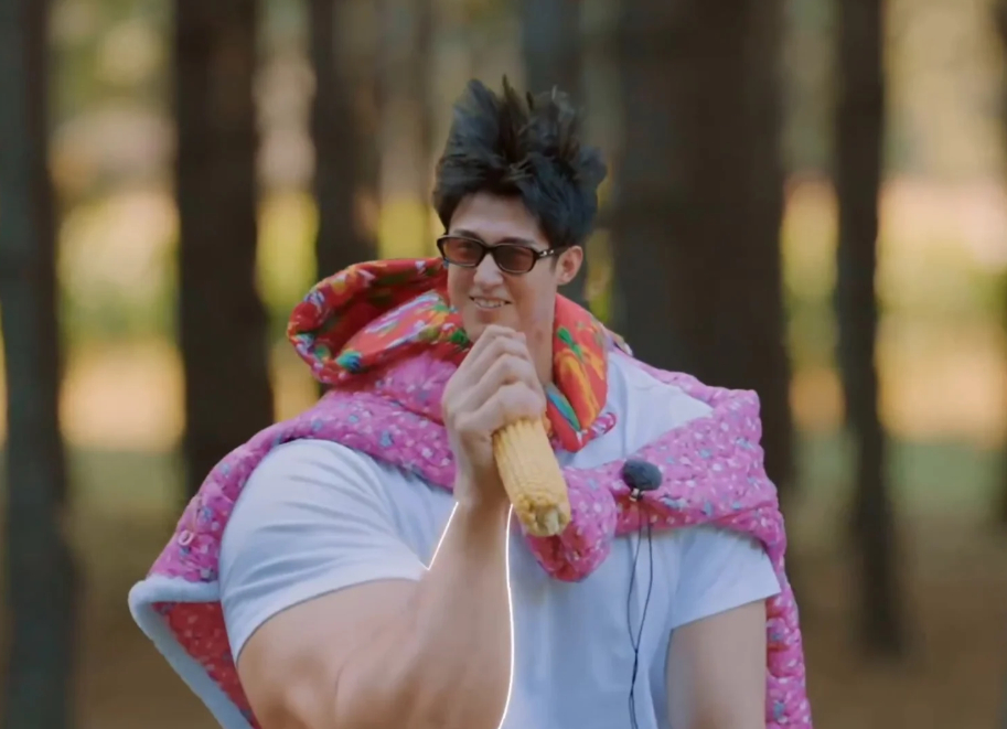 现在就出发 后期 现在就出发特效太会整活了，抽象到好像没有创作瓶颈，随便一截都是