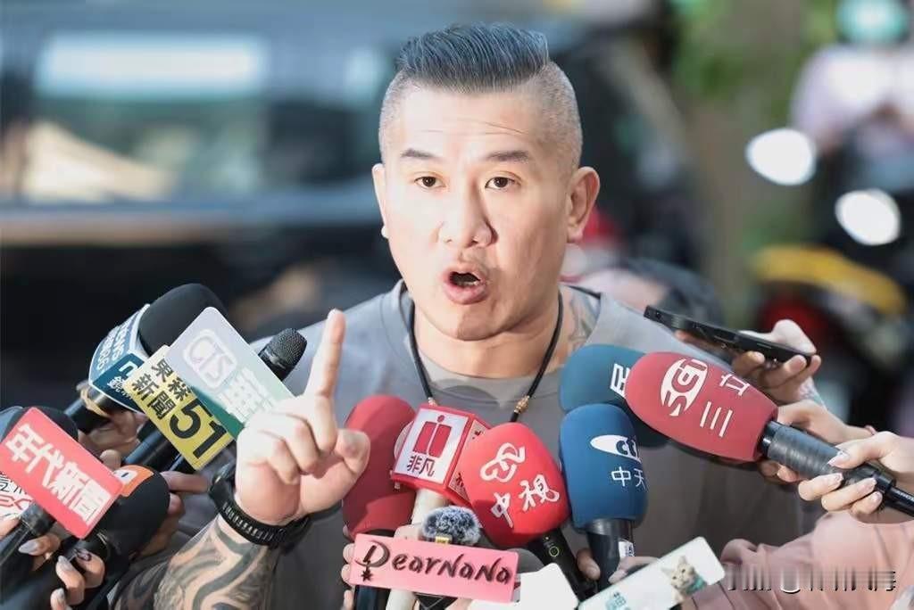 赖清德真把自己当成清朝的土皇帝了？将司法权当自家御林军使唤，还真把台湾搞成了“顺