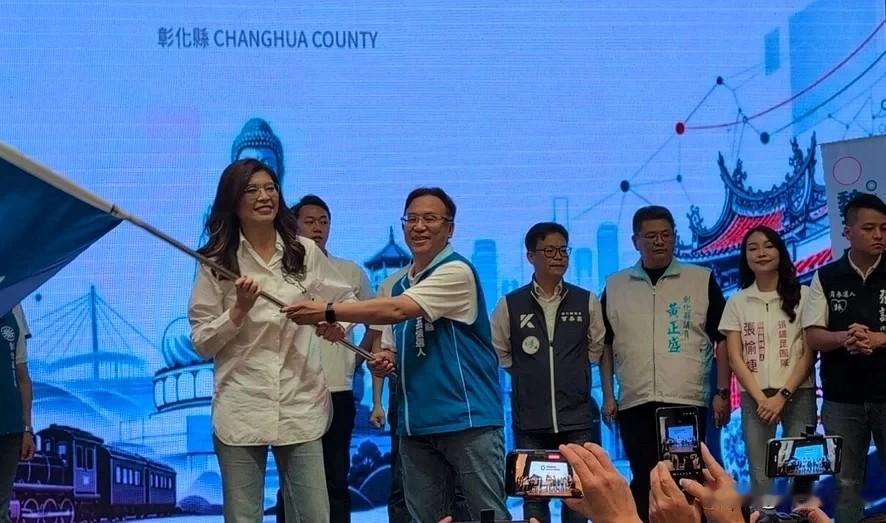 彰化助选见不到县长？郑丽文：与王惠美像姐妹 

国民党主席郑丽文今天（3日）一天