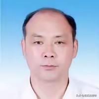 靴子落地！西安的王玉红被查了。
王玉红这个人挺不简单的，他出生于1972年10月