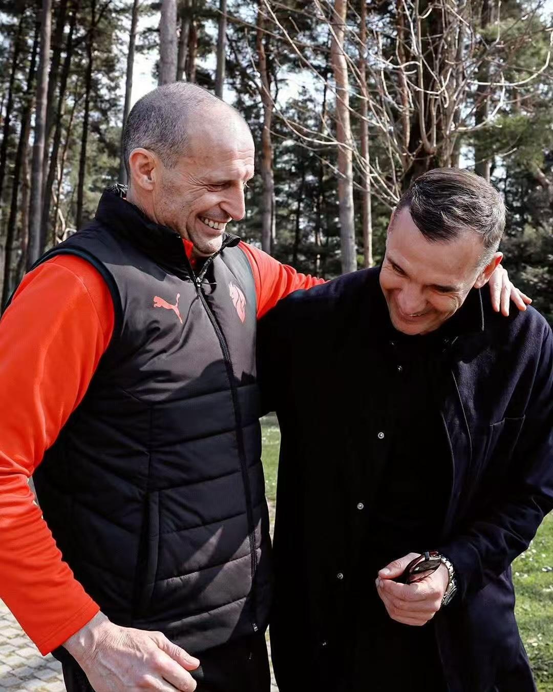 打拉齐奥，囧叔能否继续客场不败！
本赛季米兰客场9胜5平，成绩明显高于上赛季，是