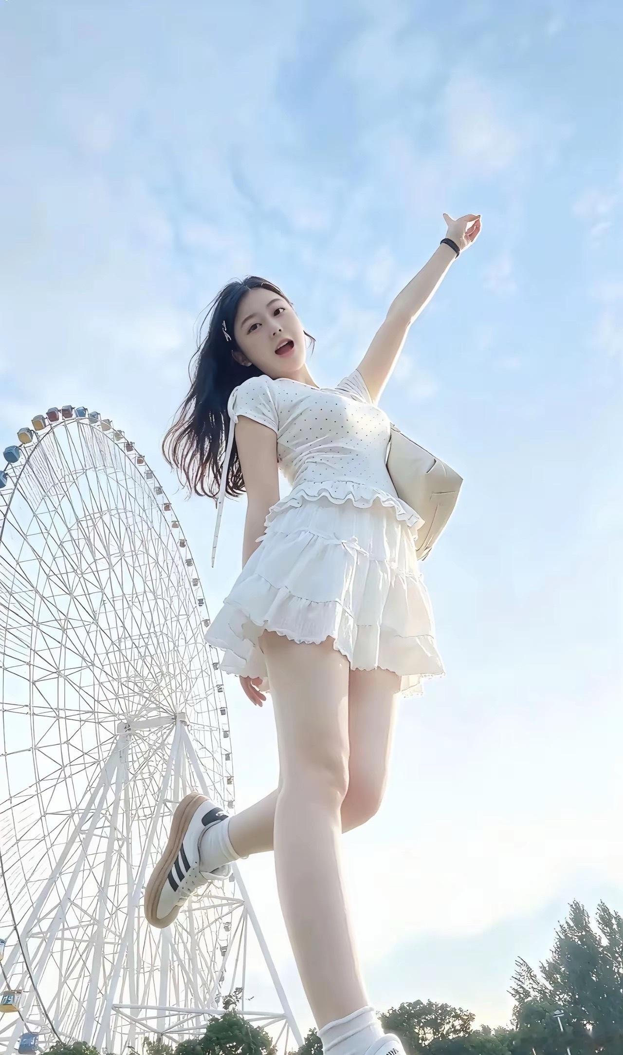 中年女人的快乐秘诀：1.有稳定收入；2.夫妻关系和谐；3.孩子不用操心；4.有三