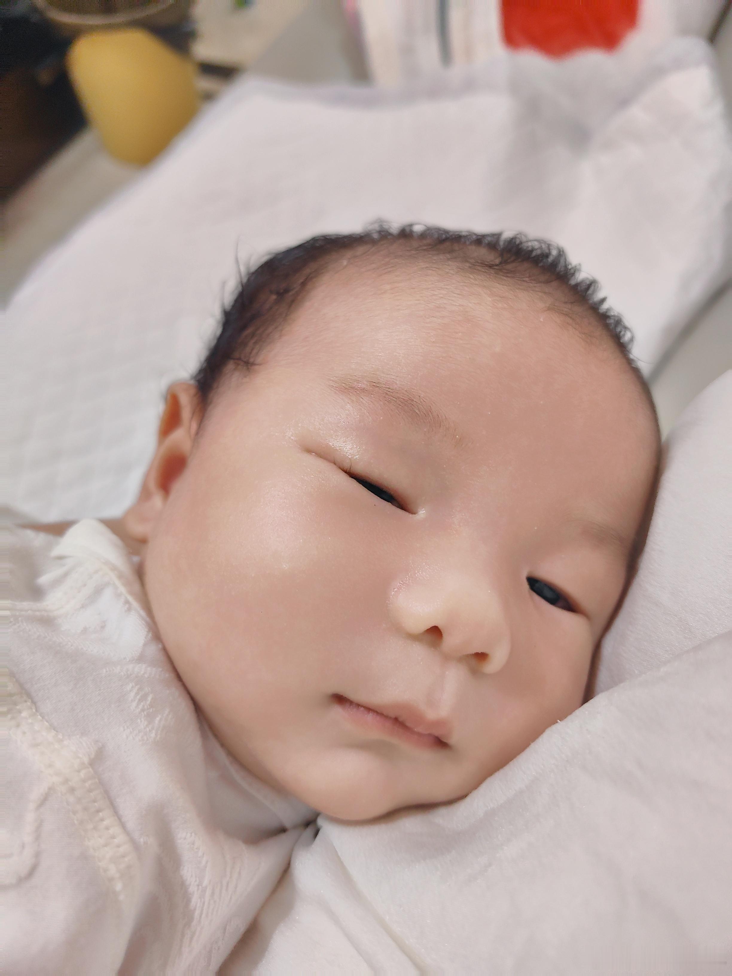一个被家庭生活困住的中级会计师。 漯河·昌建·东外滩