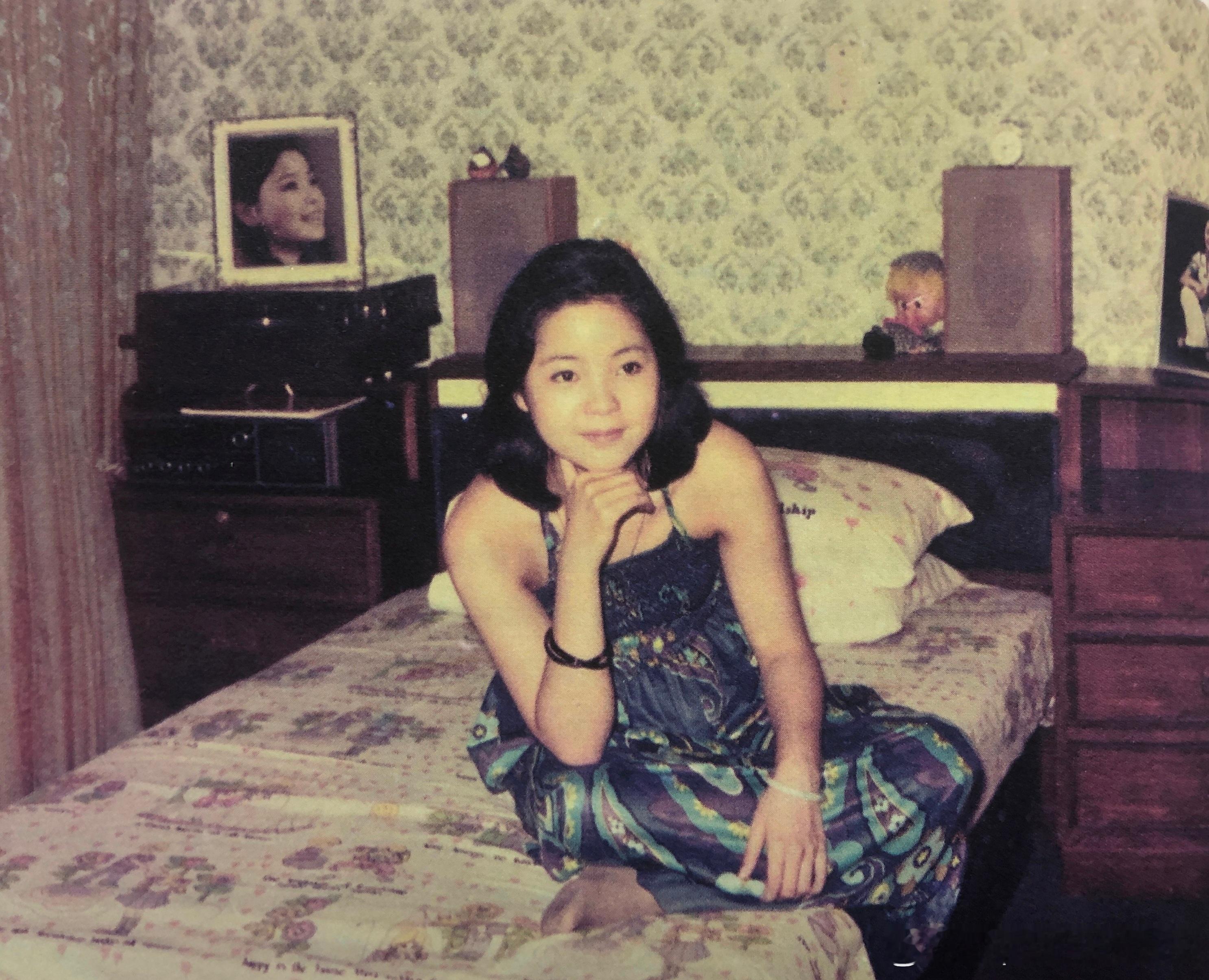1974年9月邓丽君在台北北投家中历史影像 ​​​