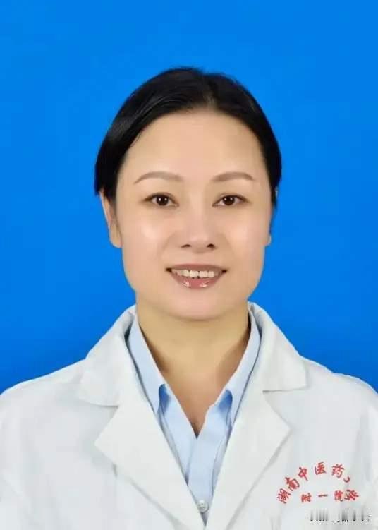 离谱！隐匿资金6000万，私扣员工奖金300万！湖南三甲科主任塌房，细节触目惊心