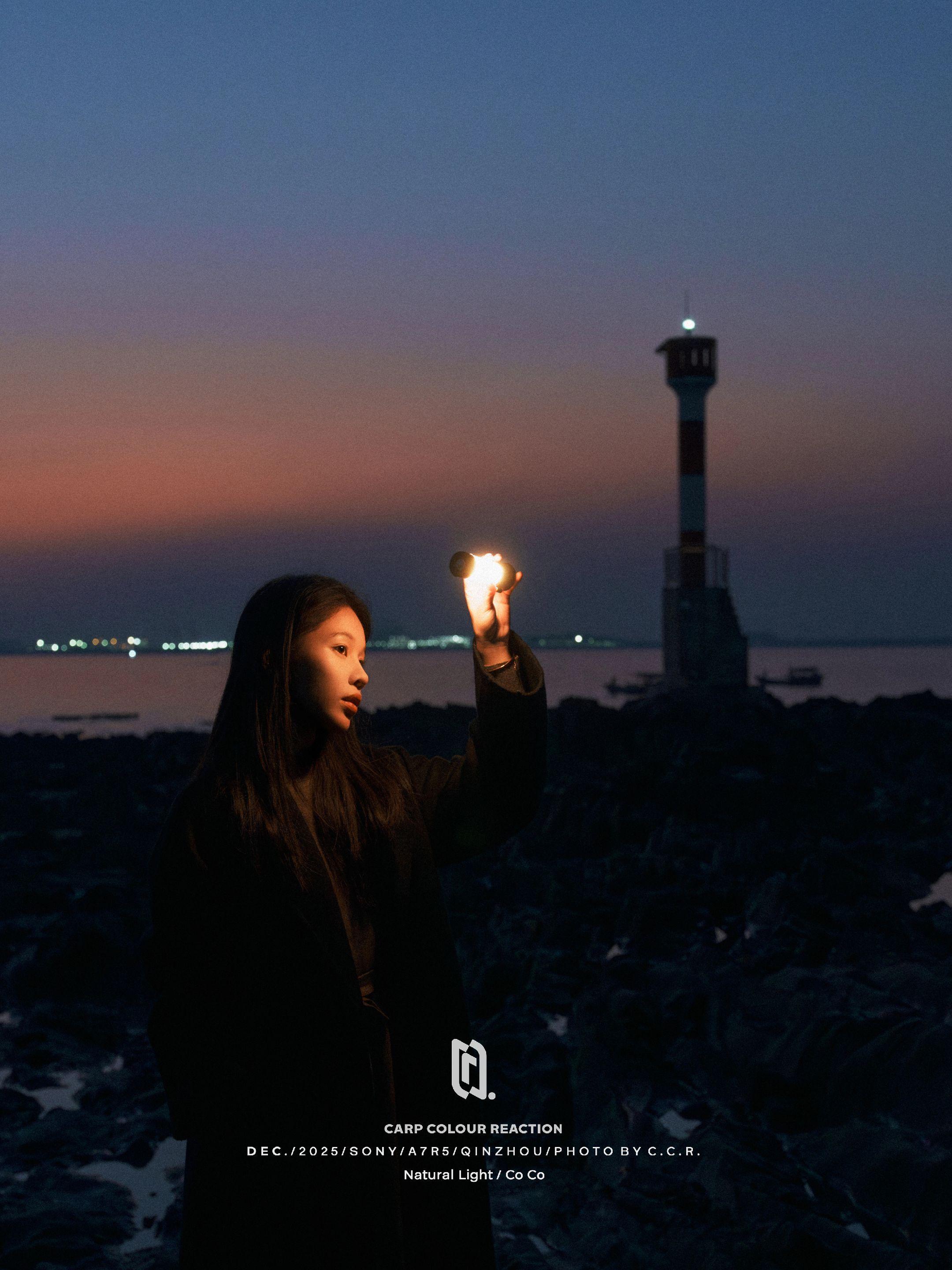 蓝调时刻每分钟都不一样！来广西海边小众景点看蓝调，有灯塔的地方就能出片！
