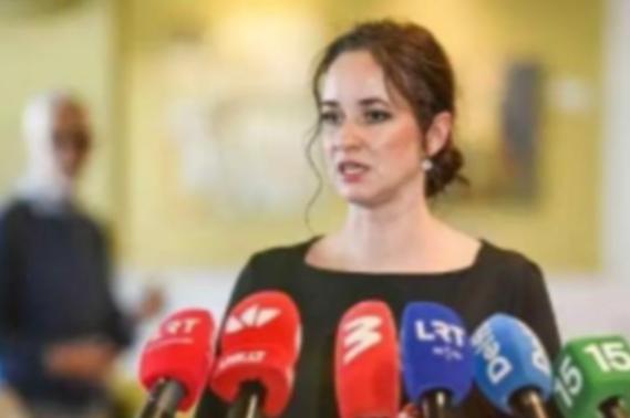 立陶宛彻底急眼了！女总理当众情绪失控，对着中国撂下最狠狠话："我们不会再保持克制