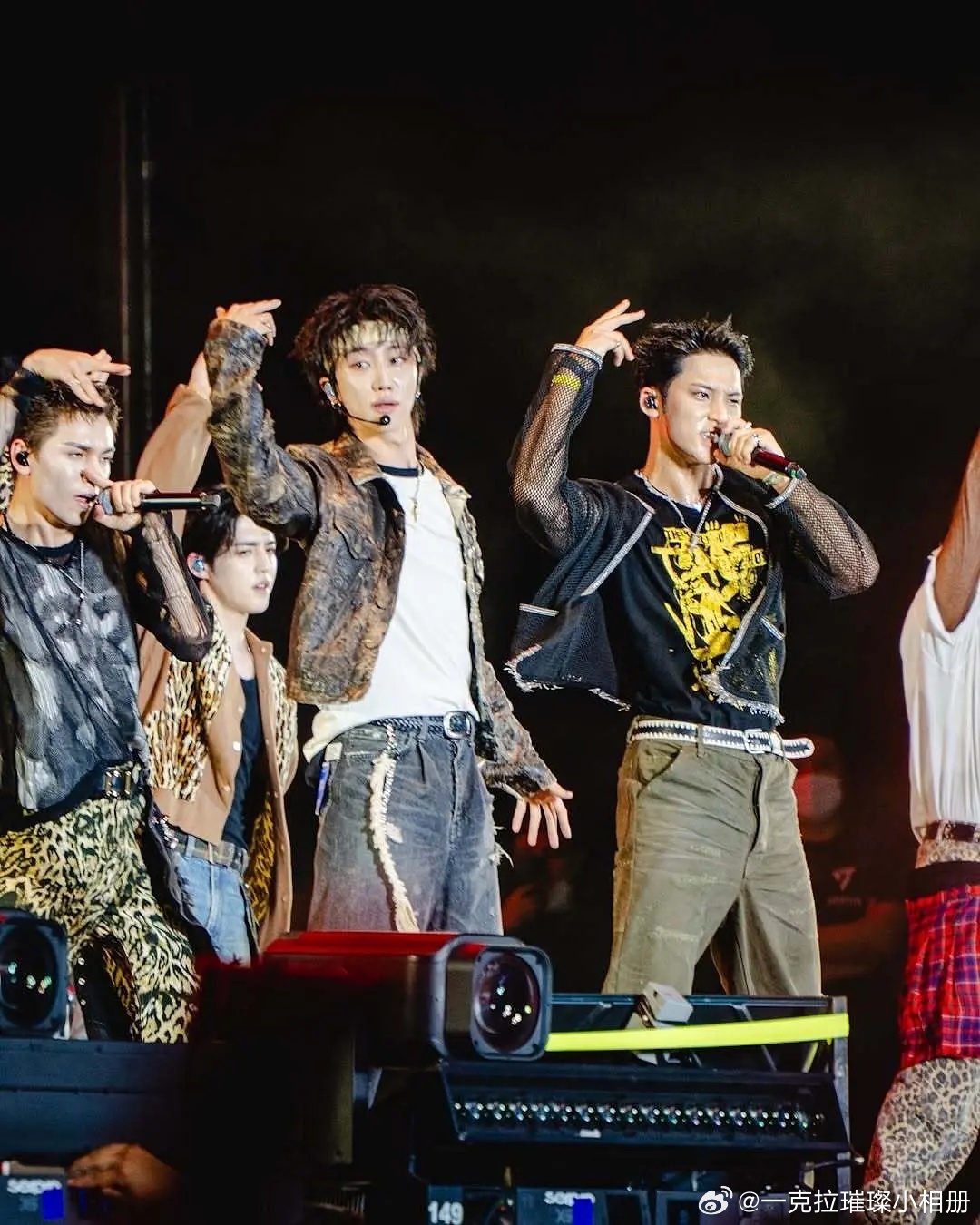 【一克拉】老次🇲🇽音乐节比一下美吧 ​​​