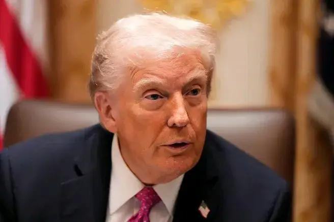 外媒：特朗普将主动同中国谈台岛问题

据外媒消息，美国总统特朗普表示，10月30