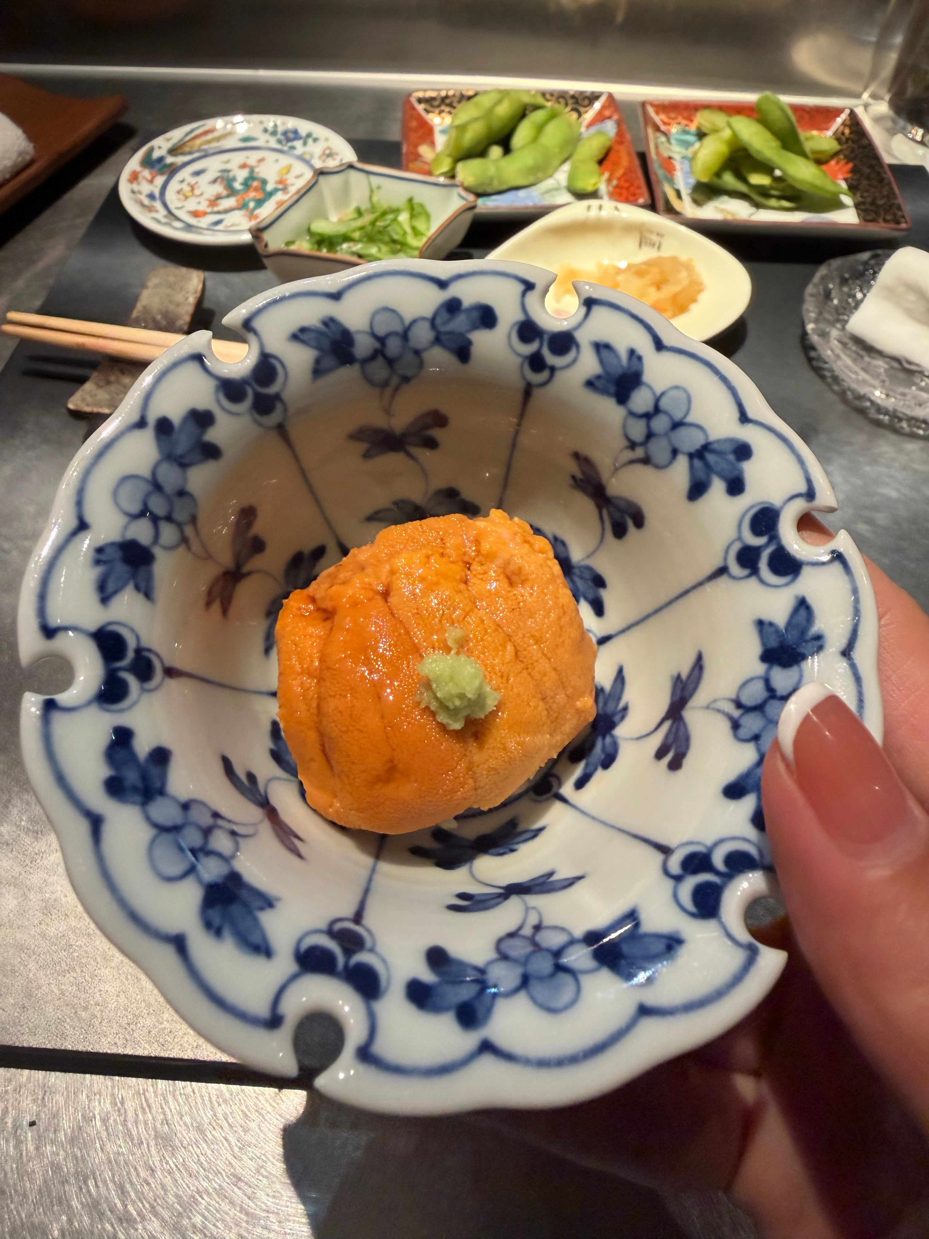 期待过，但其实平平无奇🍣今年夏天的第一支长相思🎼乐谱白，一瓶难求，当然跟最好