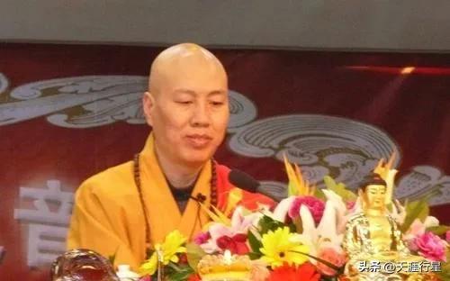 迷信，有的时候也是很令人不得不信的。

这位大师说他曾经抓阄，连续抓了五次都抓到