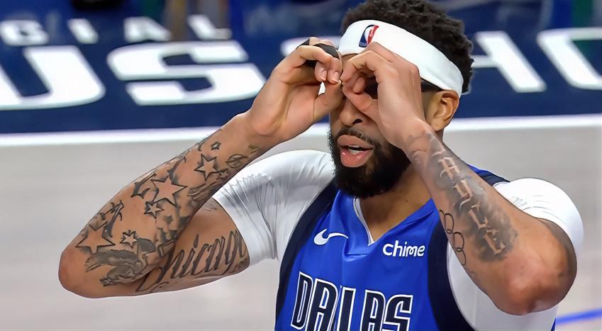 三连胜了浓眉还卖吗？
独行侠今日在118比108战胜热火后已豪取三连胜，第四节关