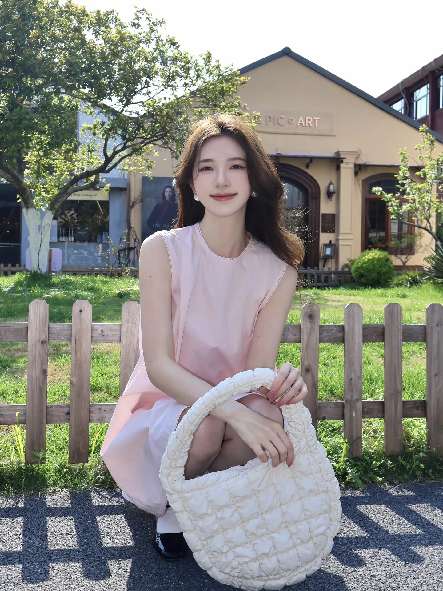 春风吹来明媚的阳光味道