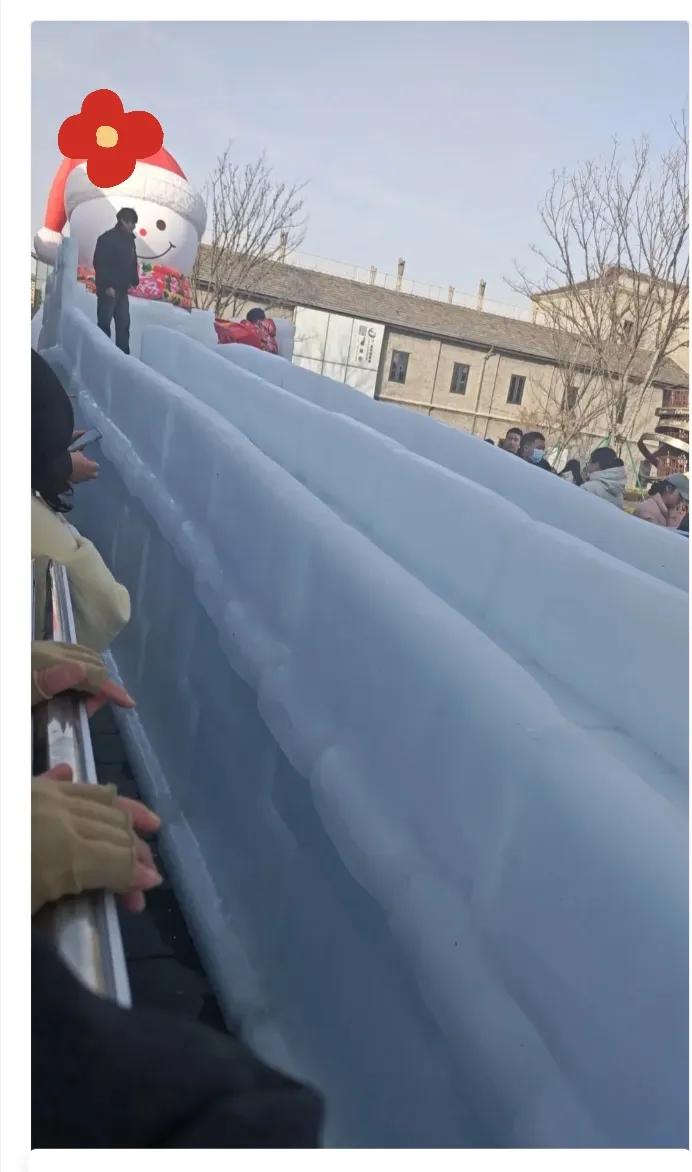 我一同事，一年没吃晚饭了。
你没听错，整整一年。
​前两年体检报告一出来，胆固醇