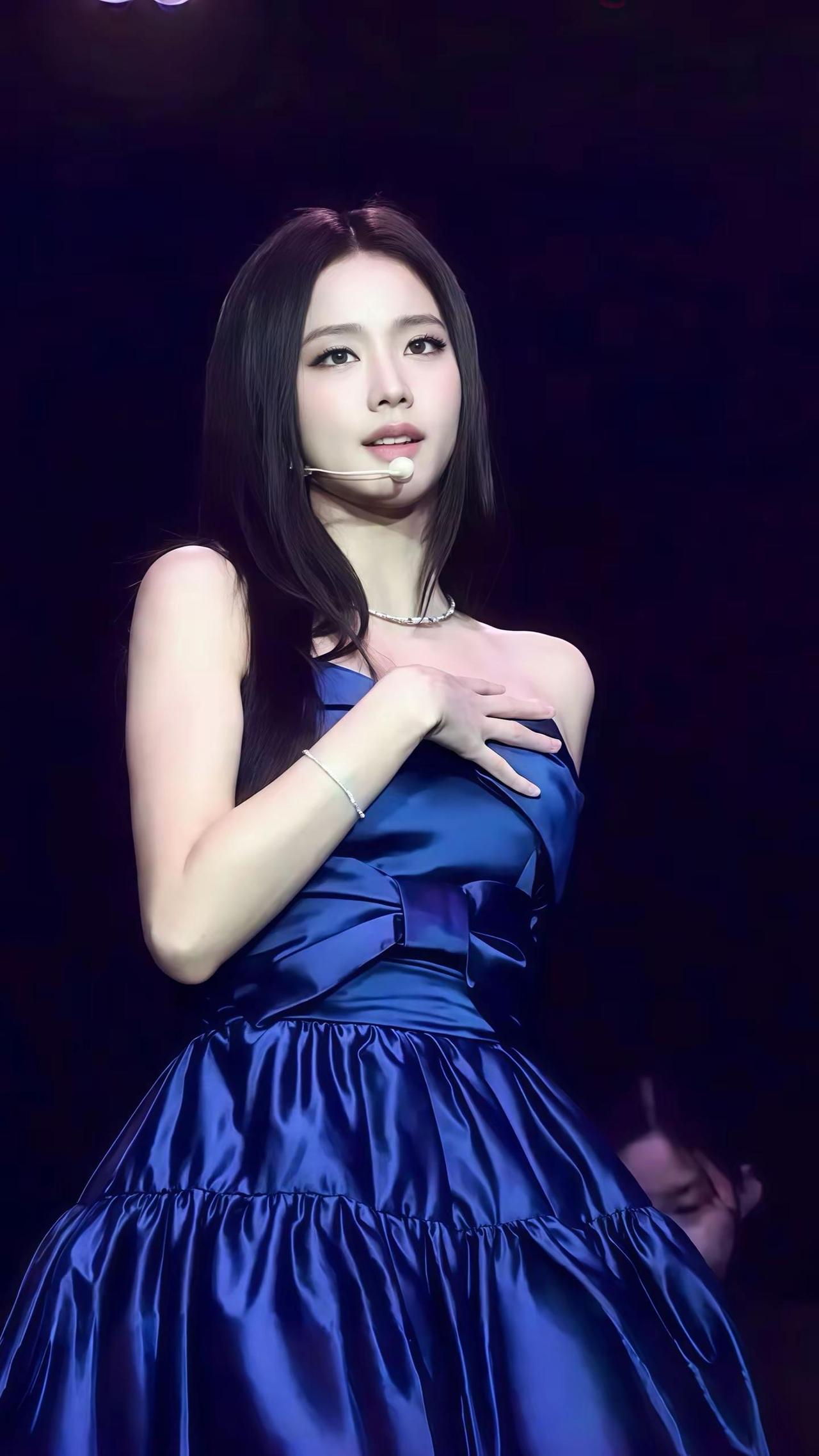 颜值碾压全场jisoo