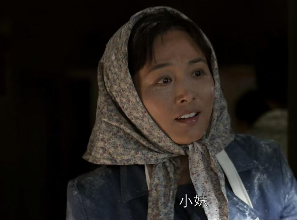 安杰给江德华办婚礼的时候，因为家里没有存款，所以需要江德福提前预支工资。
注意：