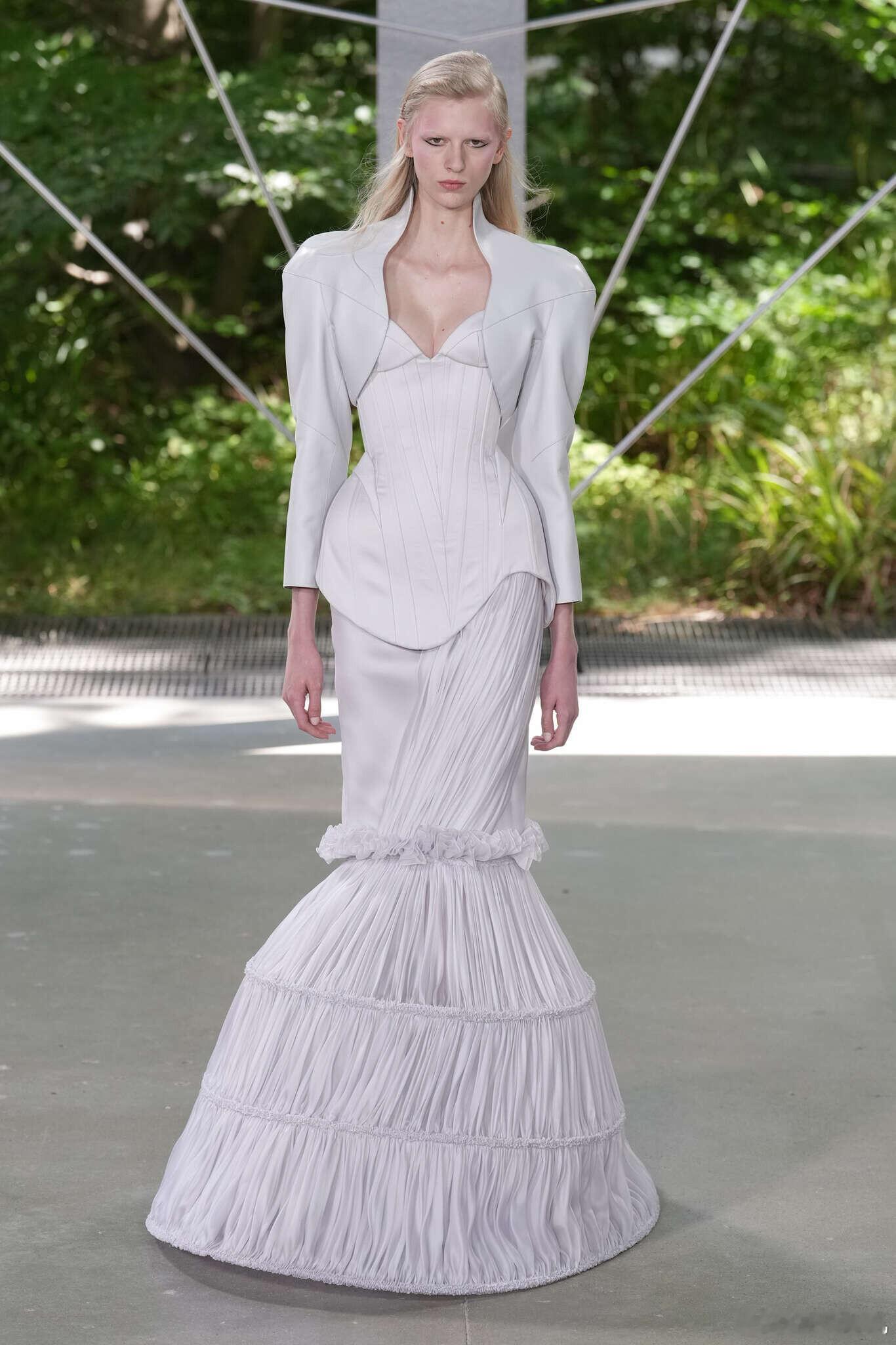 ArdazaeiFall Winter 2025 Haute Couture 