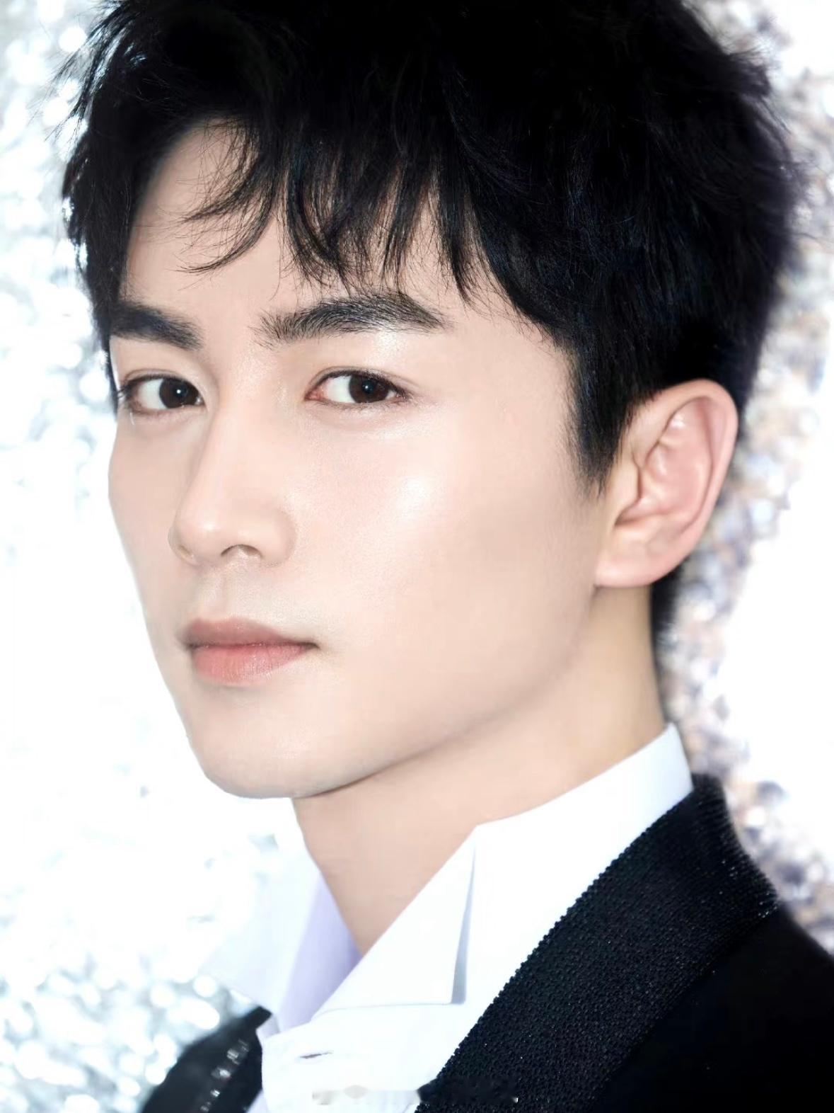 陈晓曾被曝离婚可以净身出户  和平离婚，今天的告别很体面了，只能说不合适就分开对