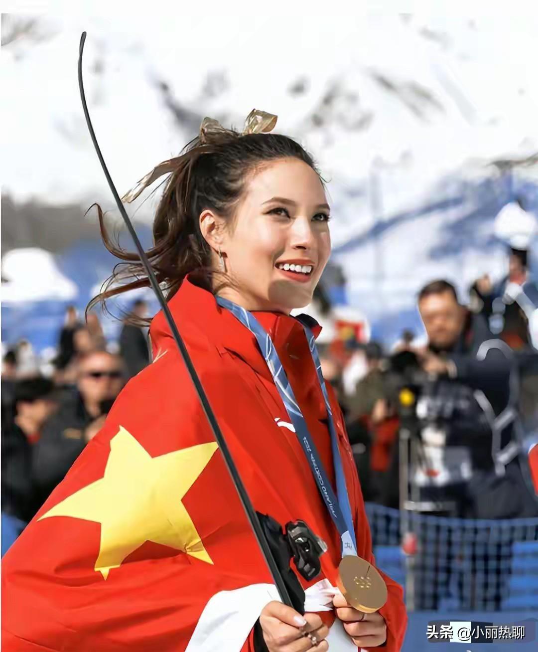 谷爱凌这波操作真是太绝了！
前两天有美国议员因不满谷爱凌代表中国出战冬奥会，他们