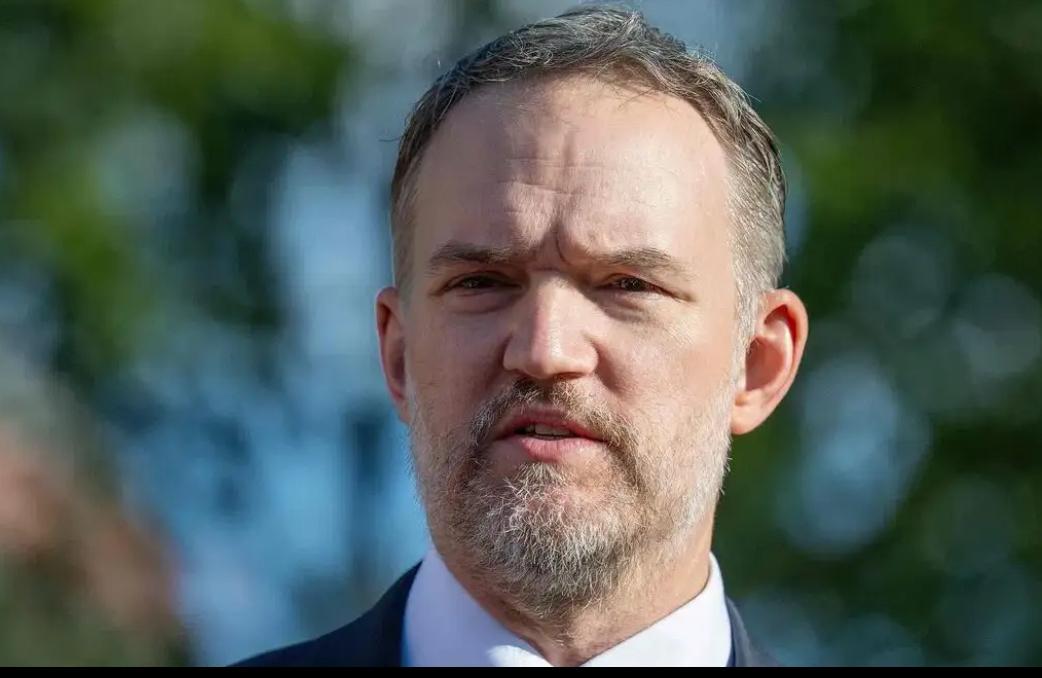 美国贸易代表格里尔9月3日受访时说：“美国无意同中国达成一项庞大而全面的贸易协议
