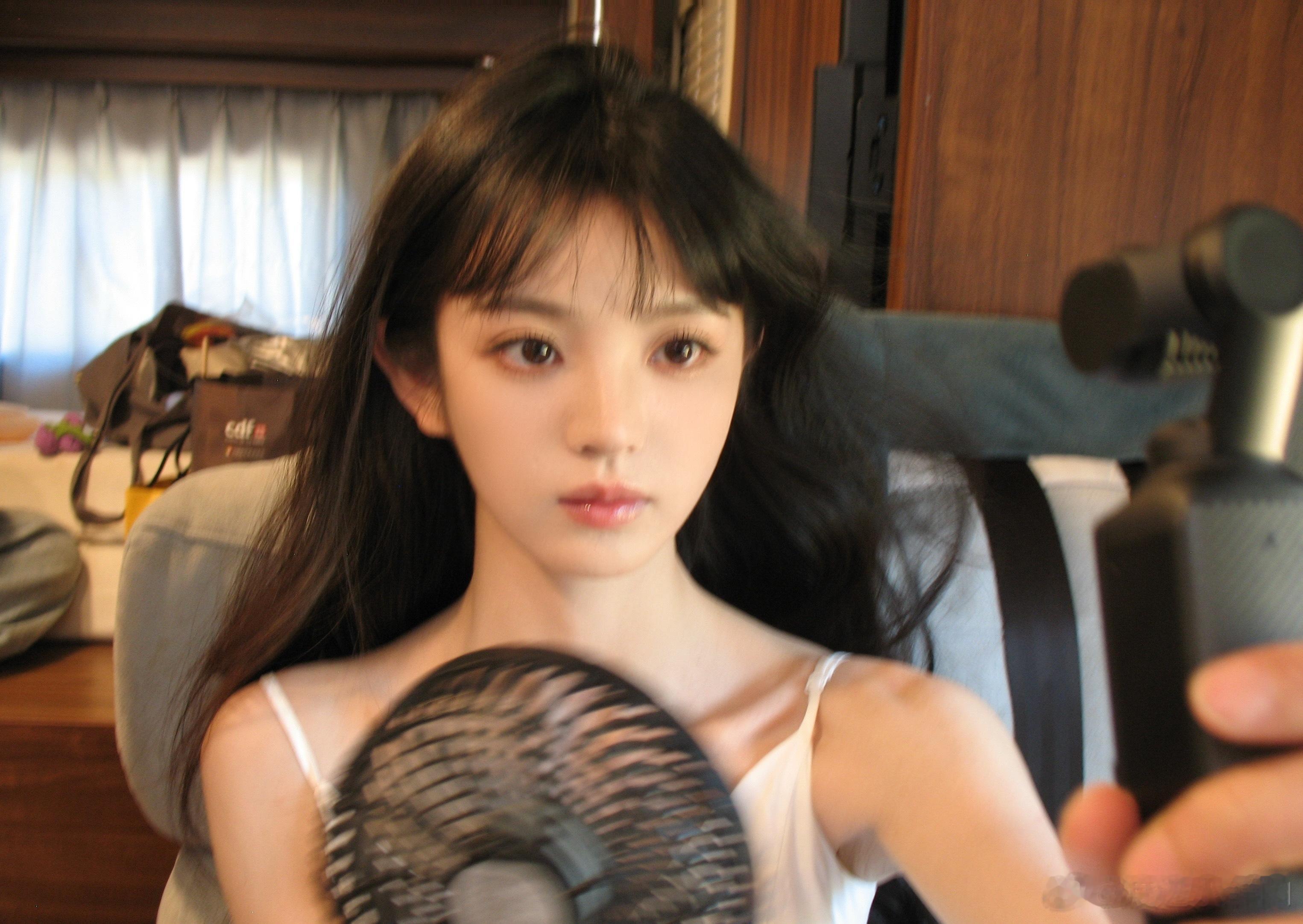 田曦薇真的好好好好好好漂亮啊啊啊啊啊啊啊 ​​​