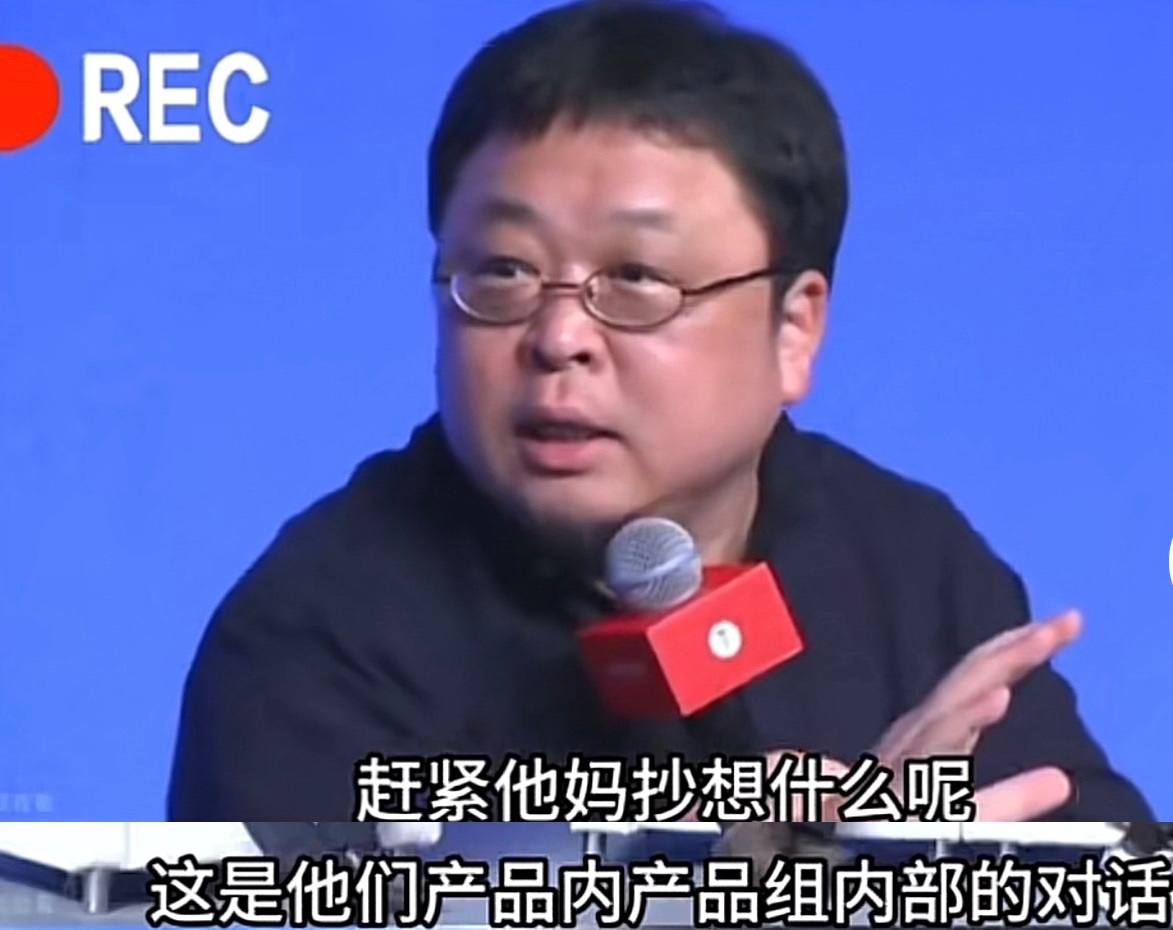 iOS26 别看现在都在喷iOS26丑，实际上一年之后各种原子玻璃、流云玻璃、焦