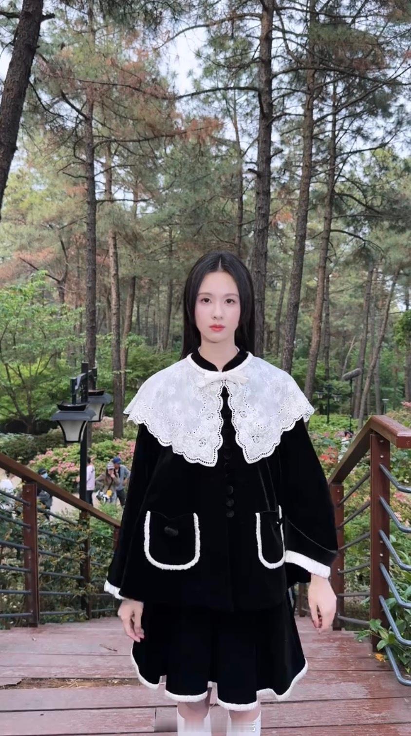 陈都灵白幼薇跳误闯天家舞蹈陈都灵的误闯天家舞好像打太极这个大眼萌兔怎么呆呆的