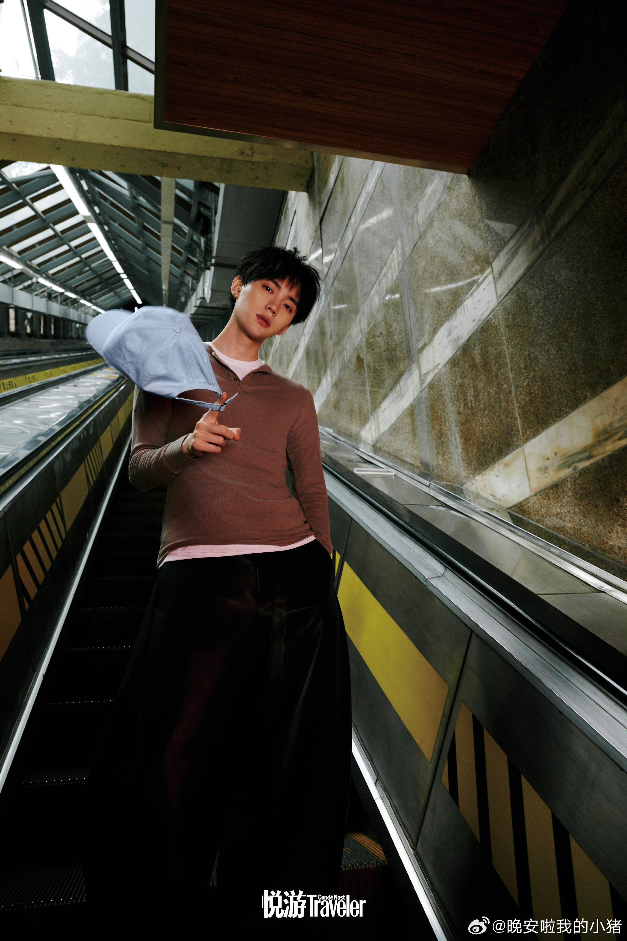 周翊然悦游封面发布，感受🥵🥵 