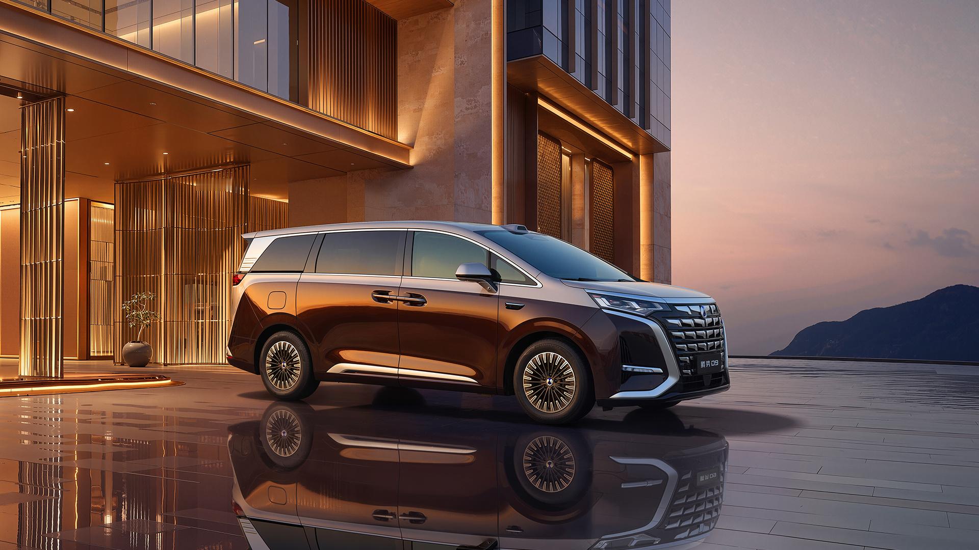 豪华MPV标杆第二代腾势D9 35万起 第二代腾势D9焕新而来，依旧提供了纯电版