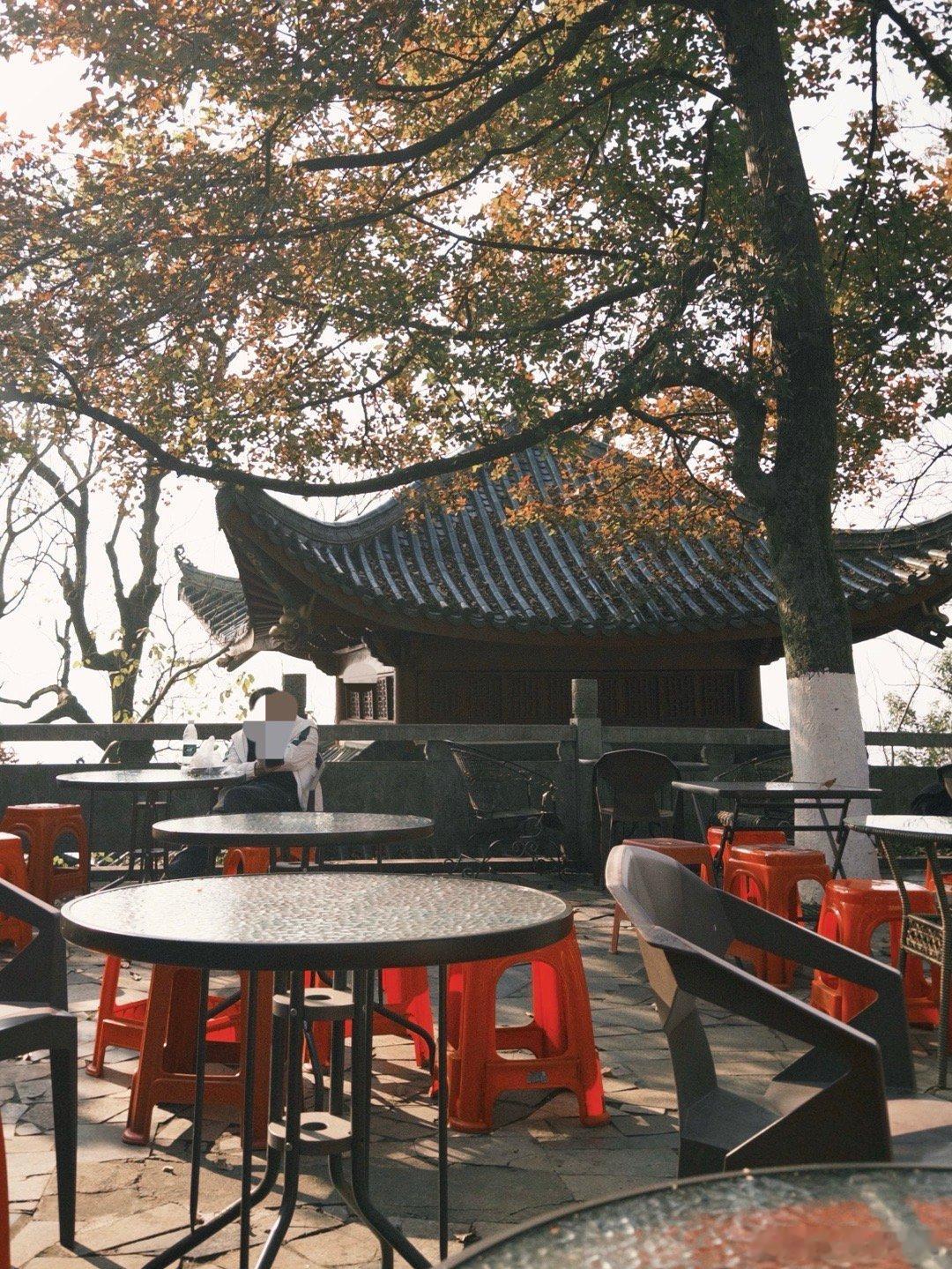 来山顶晒晒脑子进的水 郴州·苏仙岭风景名胜区